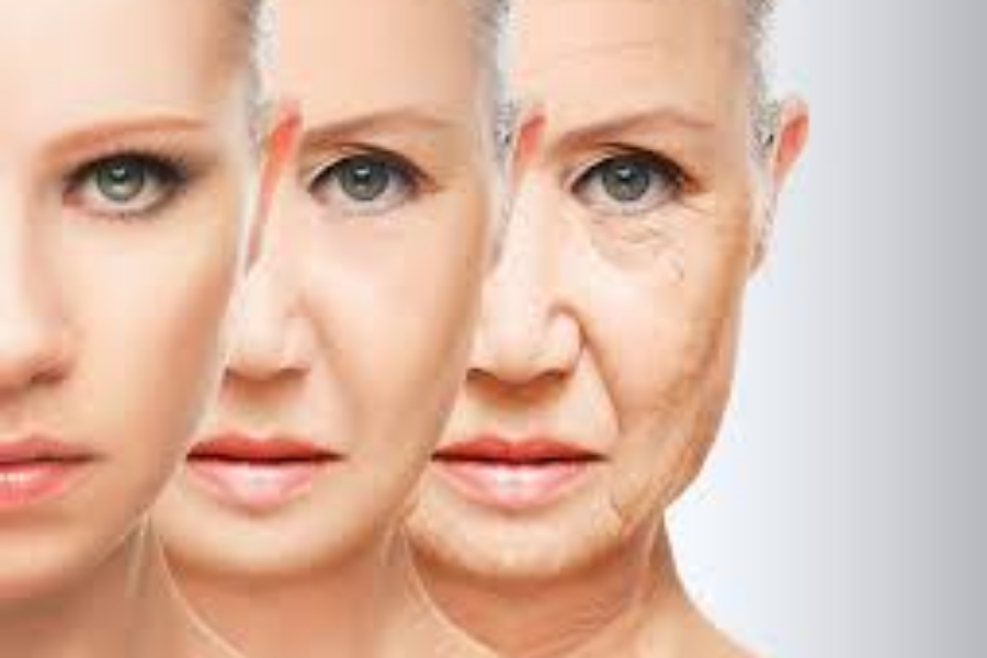 5 ترفند آرایشی برای اینکه کم سن تر به نظر برسید _ کاهش آثار پیری