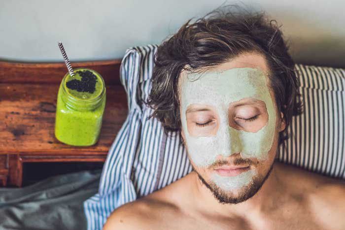 ماسک مناسب درمان جوش صورت خانگی برای آقایان